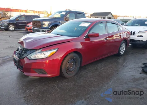2018 Nissan Altima 2.5 S z USA, uszkodzony, nr VIN 1N4AL3AP5JC285034